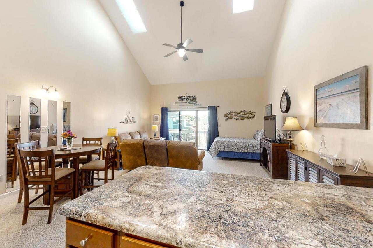 Отель Golf Colony At Deerfield 26H Surfside Beach Экстерьер фото