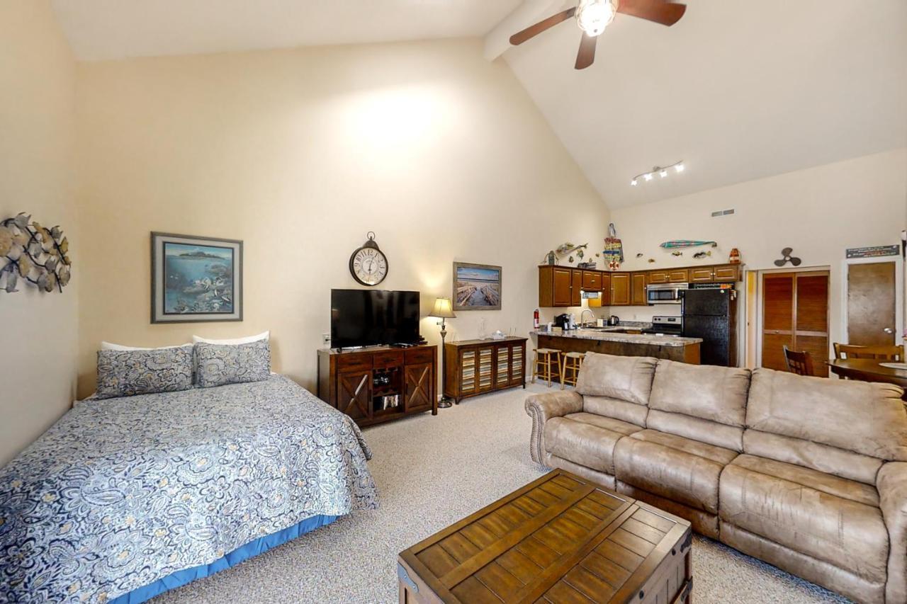 Отель Golf Colony At Deerfield 26H Surfside Beach Экстерьер фото